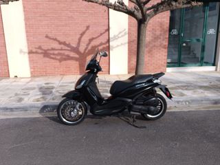 Piaggio Beverly 300i 2018 Police-thumb-6