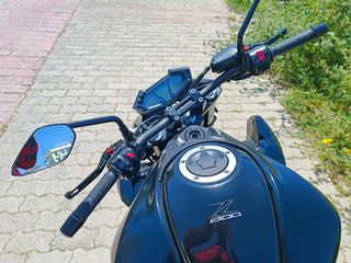 Kawasaki Z 800 2015-thumb-8