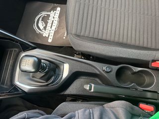 Peugeot 2008 2022 1.2 PURETECH 100 ACTIVE PACK-thumb-18