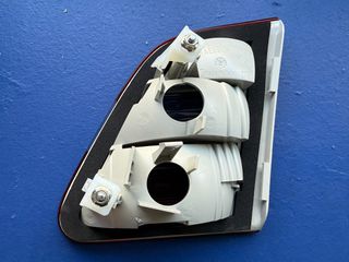 Φανός πίσω αρ.εσωτ.λευκός B class w245-thumb-1