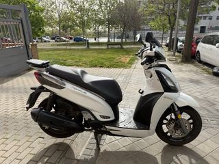Kymco People GT 300i 2011 GTI 300i ΑΠΟ ΜΕΓΑΛΟ SERVICE ΕΛΛΗΝΙΚΗΣ ΑΝΤΙΠΡΟΣΩΠΕΊΑΣ ΑΡΙΣΤΟ