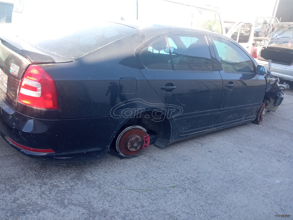 ΚΑΘΡΕΠΤΗΣ ΕΞΩΤΕΡΙΚΟΣ ΔΕΞΙΑ SKODA OCTAVIA RS 2010 TURBO 2000cc