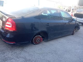 ΚΑΘΡΕΠΤΗΣ ΕΞΩΤΕΡΙΚΟΣ ΔΕΞΙΑ SKODA OCTAVIA RS 2010 TURBO 2000cc
