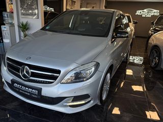 Mercedes-Benz B 200 2012 NGT-thumb-17