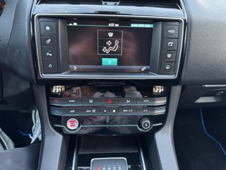 Jaguar F-Pace 2018 R DYNAMIC 25d AWD•4x4•250Hp ΑΛΟΓΑ!!!-thumb-37