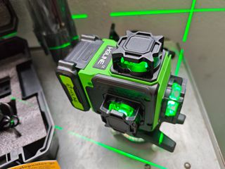 ΑΛΦΑΔΙ ΛΕΙΖΕΡ 16 ΓΡΑΜΜΩΝ ΠΡΑΣΙΝΗΣ ΓΡΑΜΜΗΣ ΑΥΤΟΕΠΙΠΕΔΟΥΜΕΝΟ ΠΛΗΡΕΣ ΣΕΤ ΜΕ ΤΡΙΠΟΔΟ,2 ΜΠΑΤΑΡΙΕΣ,ΜΑΝΓΗΤΙΚΗ ΒΑΣΗ ΔΕΙΤΕ ΤΟ ΣΤΗΝ ΕΚΘΕΣΗ ΜΑΣ!!