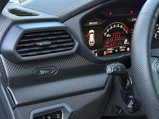 Lamborghini Urus 2022 Graphite Capsule / Ελληνικής Αντιπροσωπειας-thumb-15