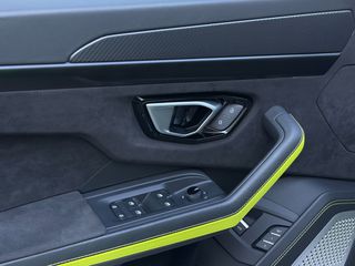 Lamborghini Urus 2022 Graphite Capsule / Ελληνικής Αντιπροσωπειας-thumb-22