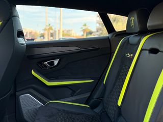 Lamborghini Urus 2022 Graphite Capsule / Ελληνικής Αντιπροσωπειας-thumb-26