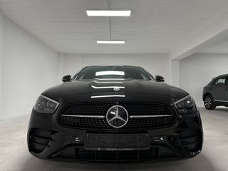Mercedes-Benz E 220 2023 PANORAMA AMG NIGHT EDITION-thumb-1