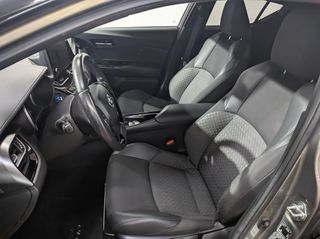 Toyota C-HR 2022-thumb-15