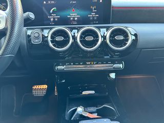Mercedes-Benz A 200 2022 AMG-LINE SPORT EDITION! ΣΑΝ ΚΑΙΝΟΥΡΓΙΟ! ΔΕΚΤΟΣ ΚΑΘΕ ΕΛΕΓΧΟΣ!-thumb-22