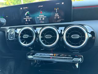 Mercedes-Benz A 200 2022 AMG-LINE SPORT EDITION! ΣΑΝ ΚΑΙΝΟΥΡΓΙΟ! ΔΕΚΤΟΣ ΚΑΘΕ ΕΛΕΓΧΟΣ!-thumb-24