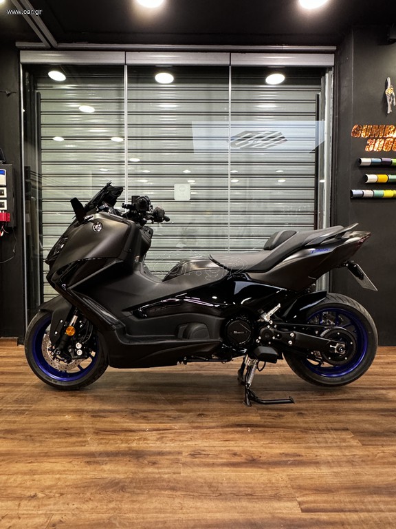 Yamaha TMAX 560 2024 T-Max 560 icon black