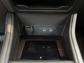 Renault Captur 2026 TECHNO 1330cc 140ps Hybrid EDC!-thumb-77