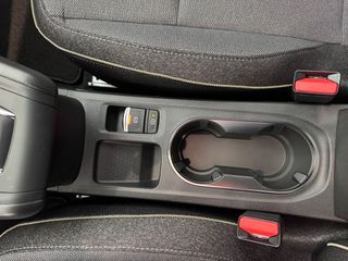 Renault Captur 2026 TECHNO 1330cc 140ps Hybrid EDC!-thumb-78