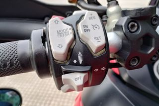 Ducati Multistrada 1260 2019 1260S-thumb-30