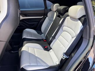 Porsche Taycan 2022 Sport Turismo-thumb-19