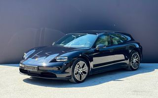 Porsche Taycan 2022 Sport Turismo-thumb-4