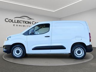 Κλούβα Toyota 2022 L1 1.5D 102HP LIVE 3/ΘΕΣΙΟ 800KG ΕΛΛΗΝΙΚΟ-thumb-3