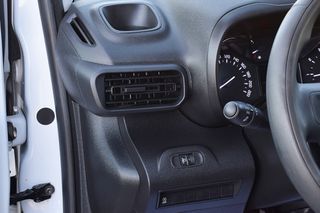 Κλούβα Toyota 2022 L1 1.5D 102HP LIVE 3/ΘΕΣΙΟ 800KG ΕΛΛΗΝΙΚΟ-thumb-19