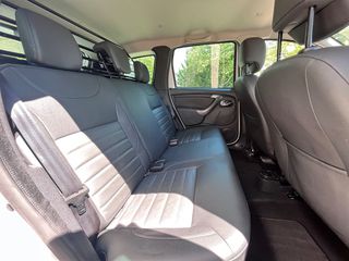 Dacia Duster 2016 Prestige 4x4-thumb-46