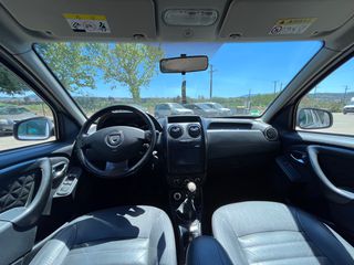Dacia Duster 2016 Prestige 4x4-thumb-42