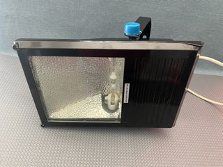 Προβολέας HQI Στεγανός 150W-thumb-3