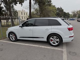 Audi Q7 2018 E-TRON QUATTRO TIPTRONIC S-LINE-thumb-5