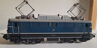 Vintage Trix Express HO scale item 2243 DB E10 138 locomotive in original box