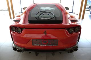 Ferrari 812 2018 SUPERFAST-thumb-3