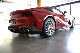 Ferrari 812 2018 SUPERFAST-thumb-8