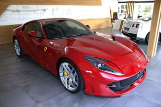 Ferrari 812 2018 SUPERFAST-thumb-9