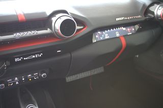 Ferrari 812 2018 SUPERFAST-thumb-36