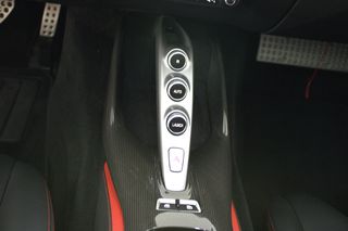 Ferrari 812 2018 SUPERFAST-thumb-43