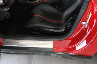 Ferrari 812 2018 SUPERFAST-thumb-48