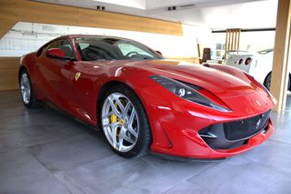 Ferrari 812 2018 SUPERFAST-thumb-10
