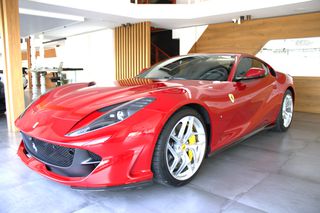 Ferrari 812 2018 SUPERFAST-thumb-12