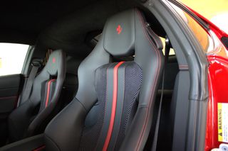 Ferrari 812 2018 SUPERFAST-thumb-23