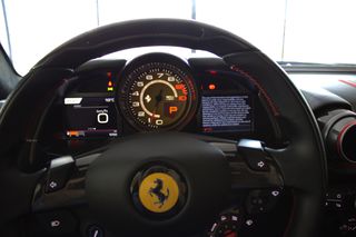Ferrari 812 2018 SUPERFAST-thumb-32