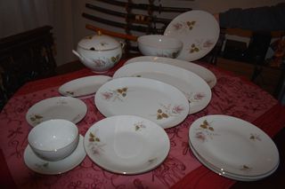 Luxury Vintage Hutschenreuther Germany 71pc Fine Porcelain Set – Unused