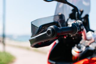 Bmw S 1000 XR 2015-thumb-17