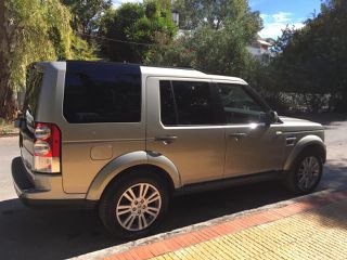 Land Rover Discovery 2011 SDV6 HSE Panorama-thumb-2