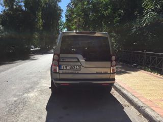 Land Rover Discovery 2011 SDV6 HSE Panorama-thumb-4