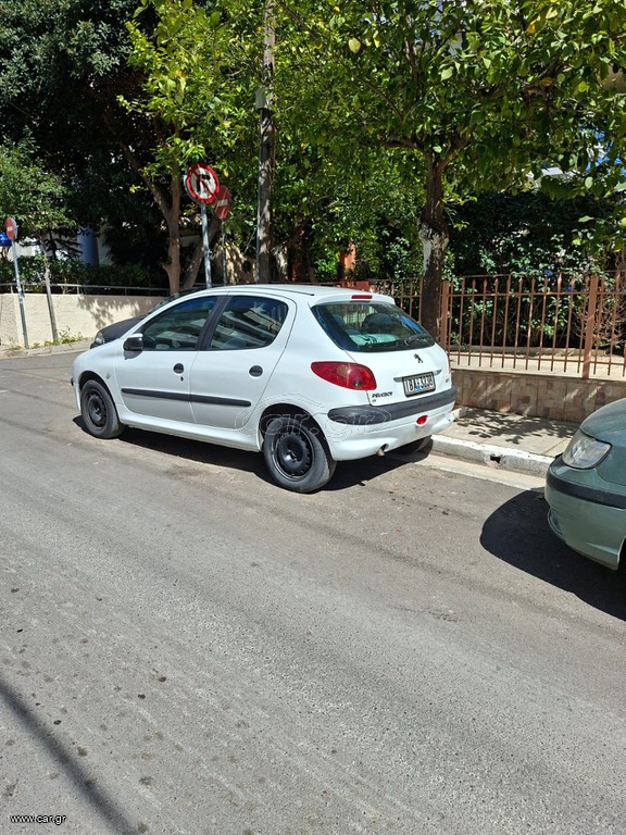Peugeot 206 2004