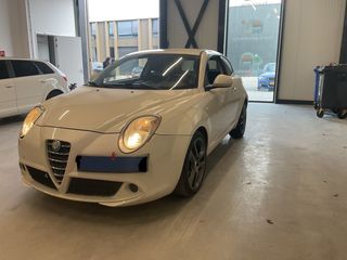 Alfa Romeo Mito 2010 1.4 BASIS GTOUSIS CARS