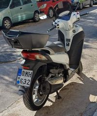 Honda SH 300 2012 NF02-thumb-1