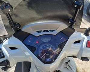 Honda SH 300 2012 NF02-thumb-4