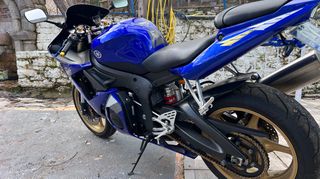 Yamaha YZF-R6 2005 R6-thumb-7