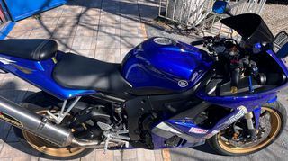 Yamaha YZF-R6 2005 R6-thumb-14